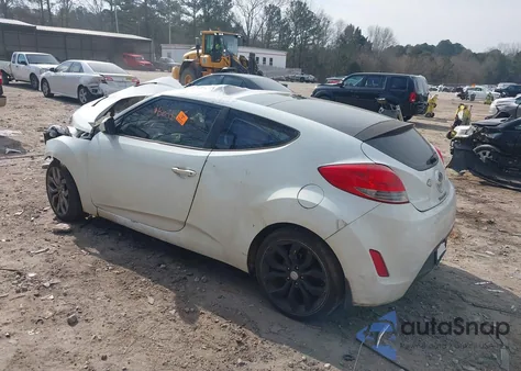 2013 Hyundai Veloster Base W/Red z USA, uszkodzony, nr VIN KMHTC6AD4DU126090